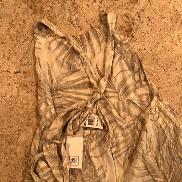 Rip curl overalls - great cover up nwt - Picture 6 of 7